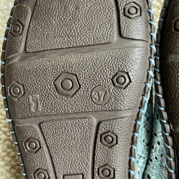 PHANY Metallic Blue Silver Leather Flats Shoes Loafers Womens EU 37 / US 6.5 - Picture 12 of 13